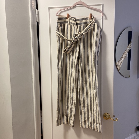 Grey and white striped pants - Picture 2 of 2